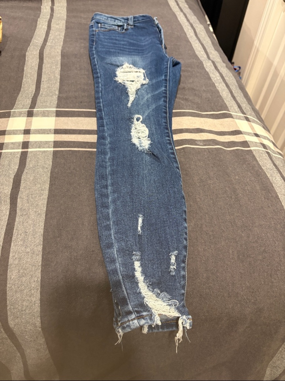 Wax Jean Ripped Skinny Jeans in Medium Blue